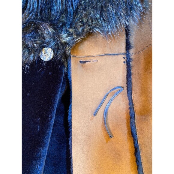 Jacket, Tan Brown Trimmed with Vegan Black Fur, Platinum Utex, Small - Picture 10 of 11